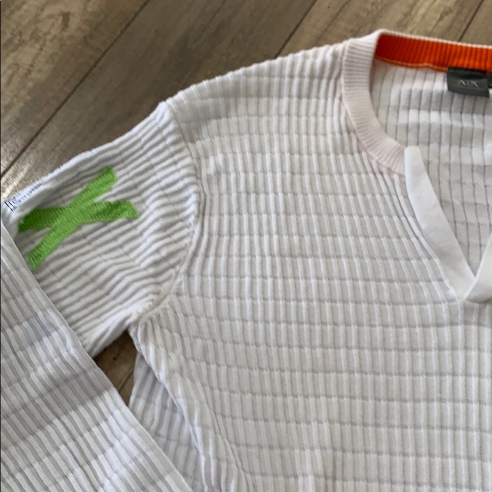 L/S Pullover - Picture 3 of 4